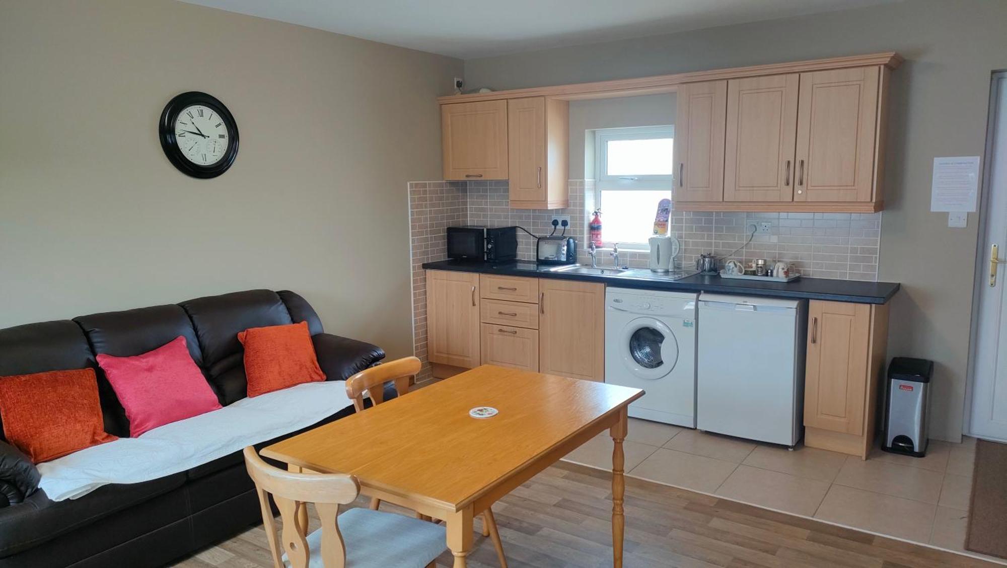 Danubio Guest Accommodation Doonbeg Extérieur photo