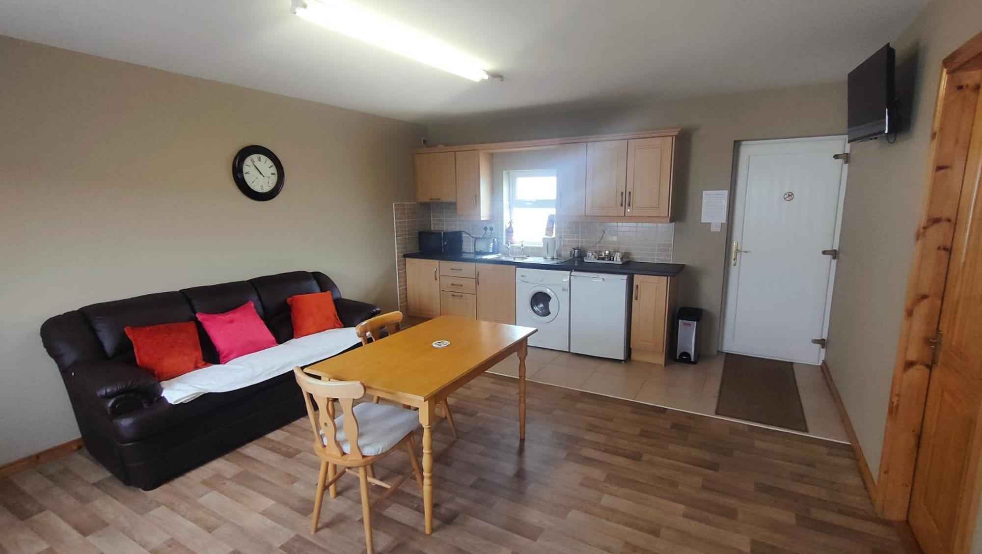 Danubio Guest Accommodation Doonbeg Extérieur photo